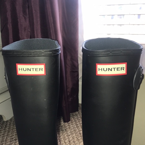 Hunter rain boots with boot socks - Picture 4 of 7